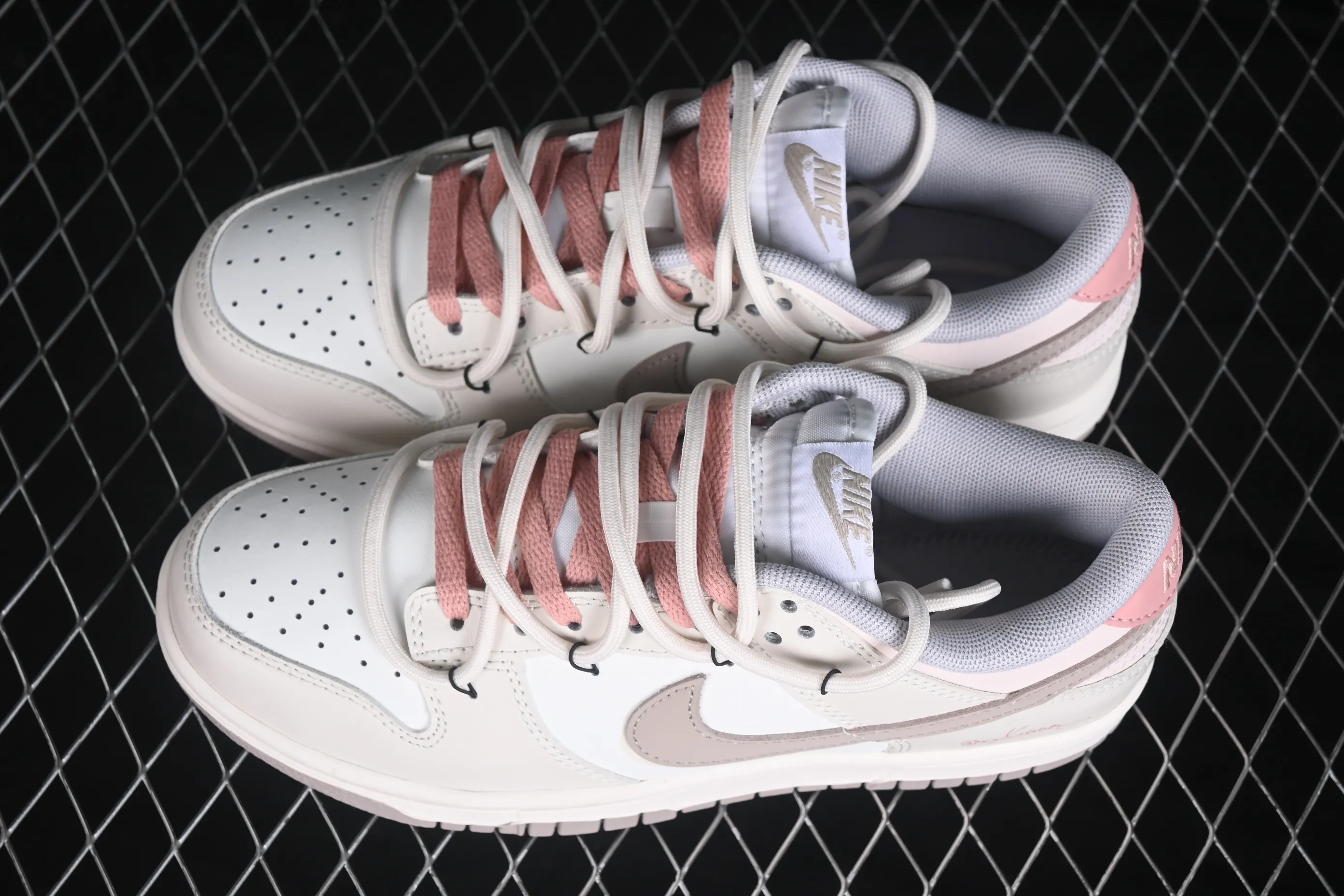 All categories Nk SB Dunk Series Nk SB Dunk Low High-end customized low-top sneakers Nike SB Dunk Low Strappy low-top casual skateboard shoes PG0510-057